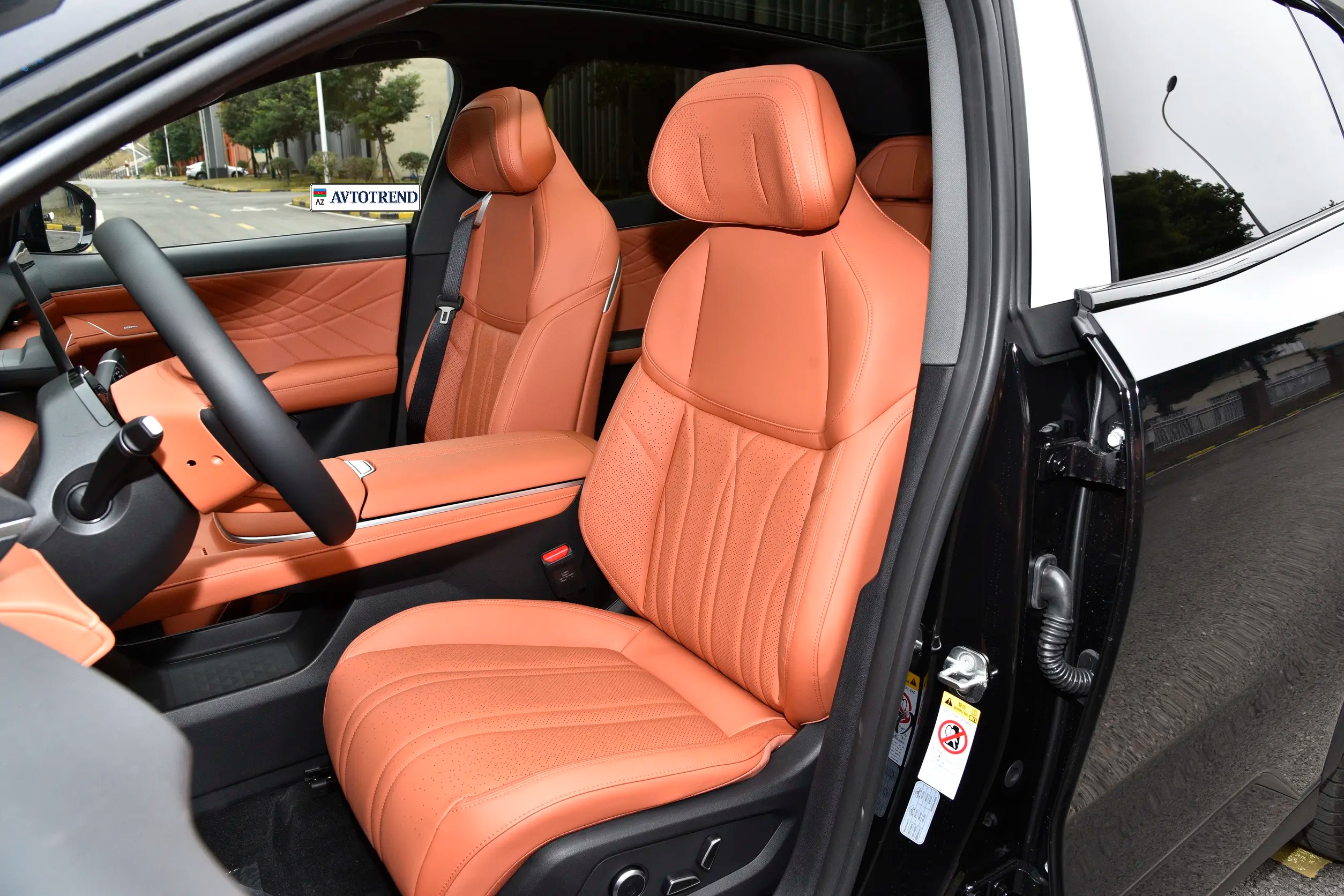 
								Deepal S07 EV – 2025 full									