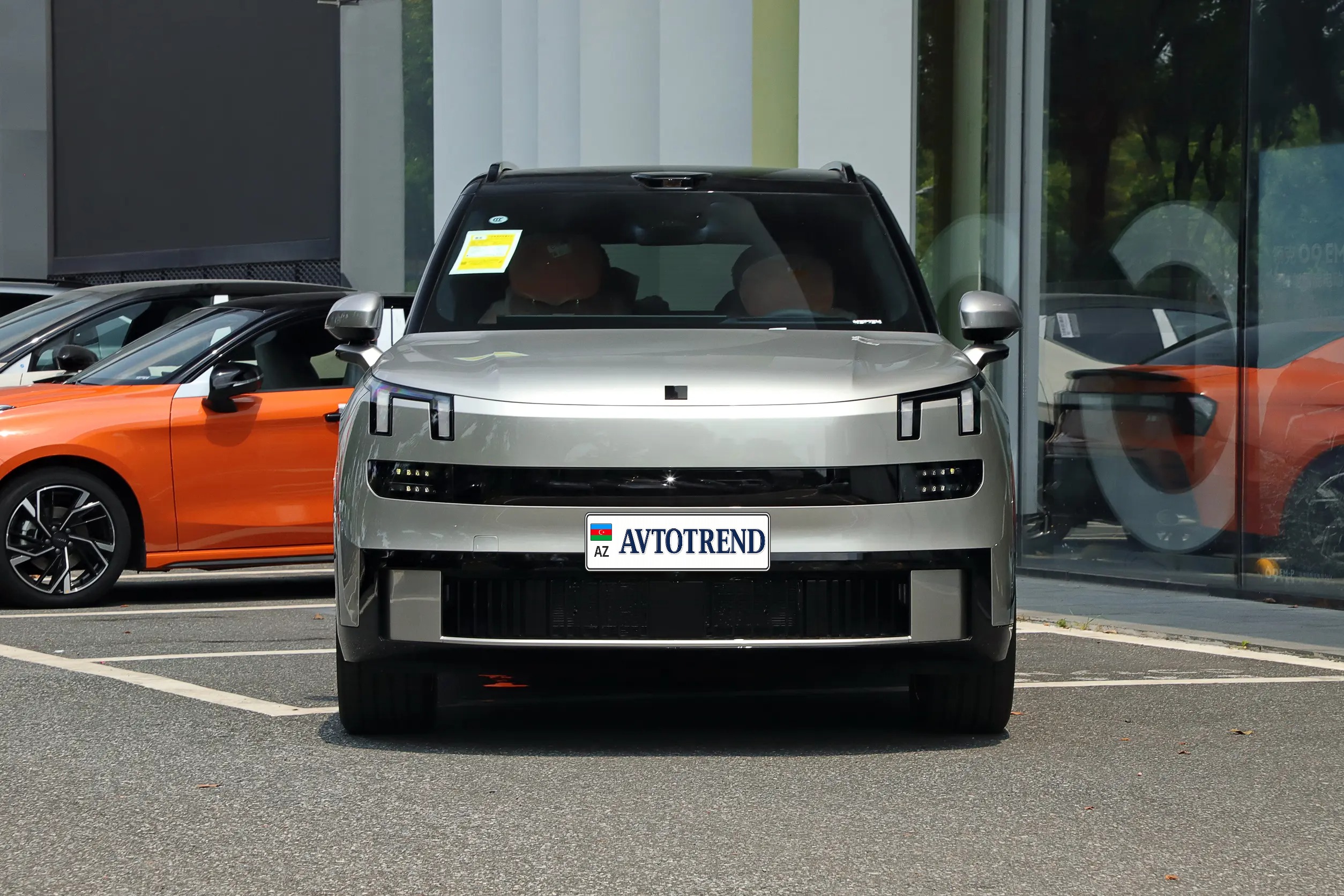 
								Lynk & Co 900 – 2025 full									