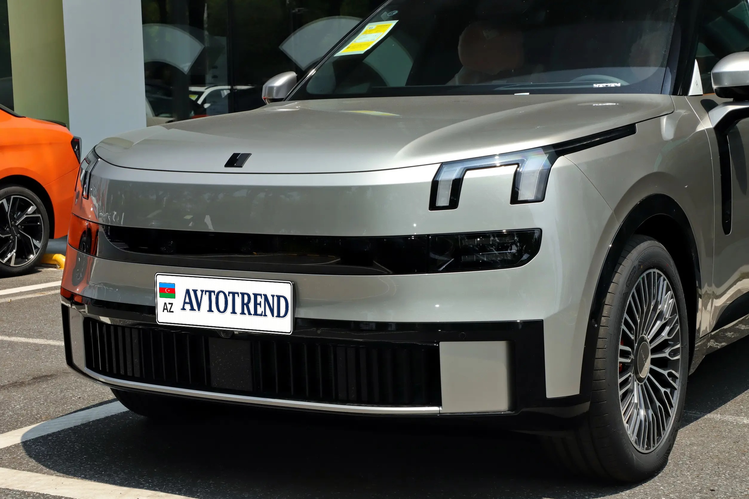 
								Lynk & Co 900 – 2025 full									